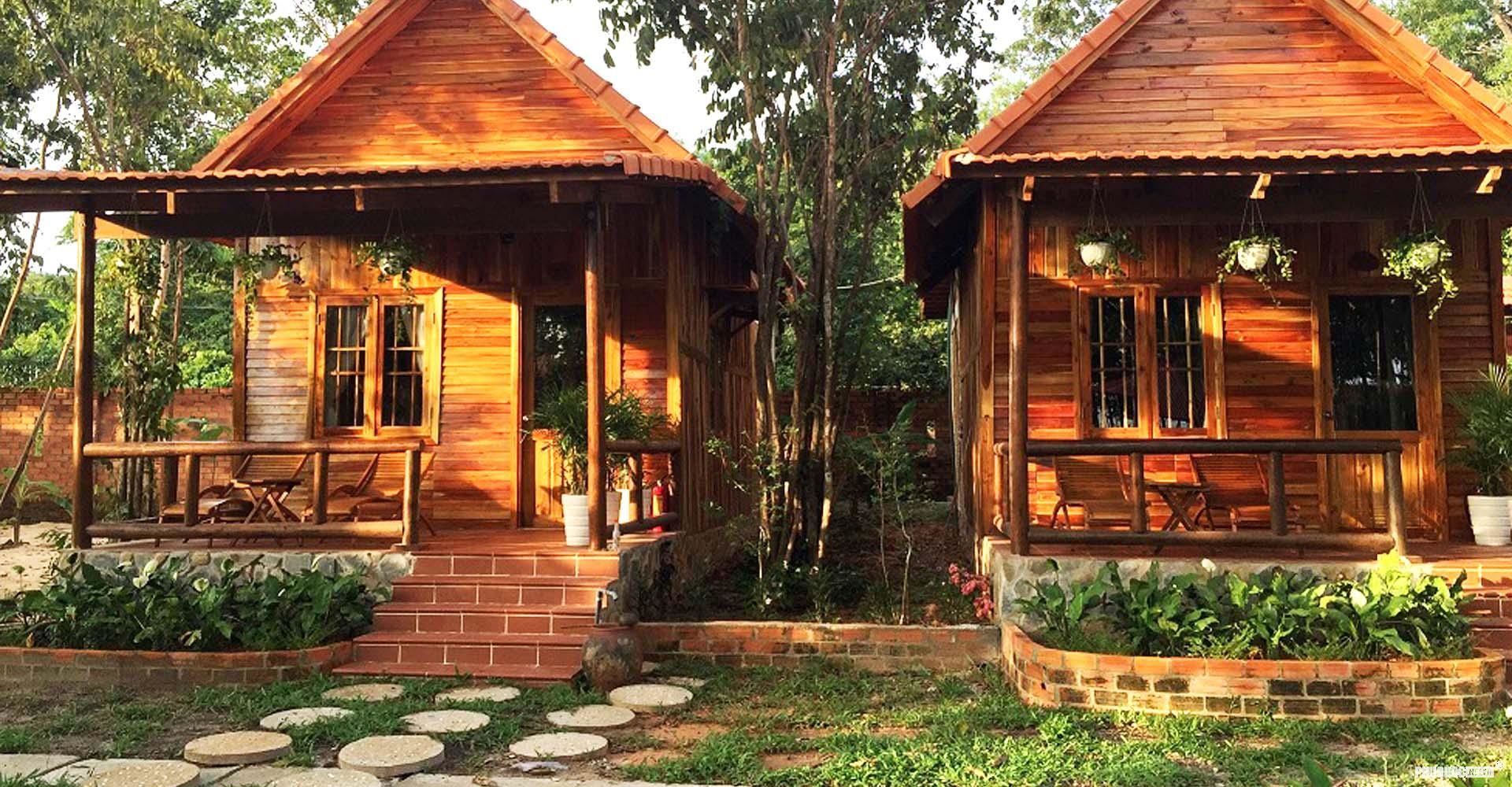 Nhà gỗ bungalow độc đáo tiện nghi xu hướng thiết kế mới